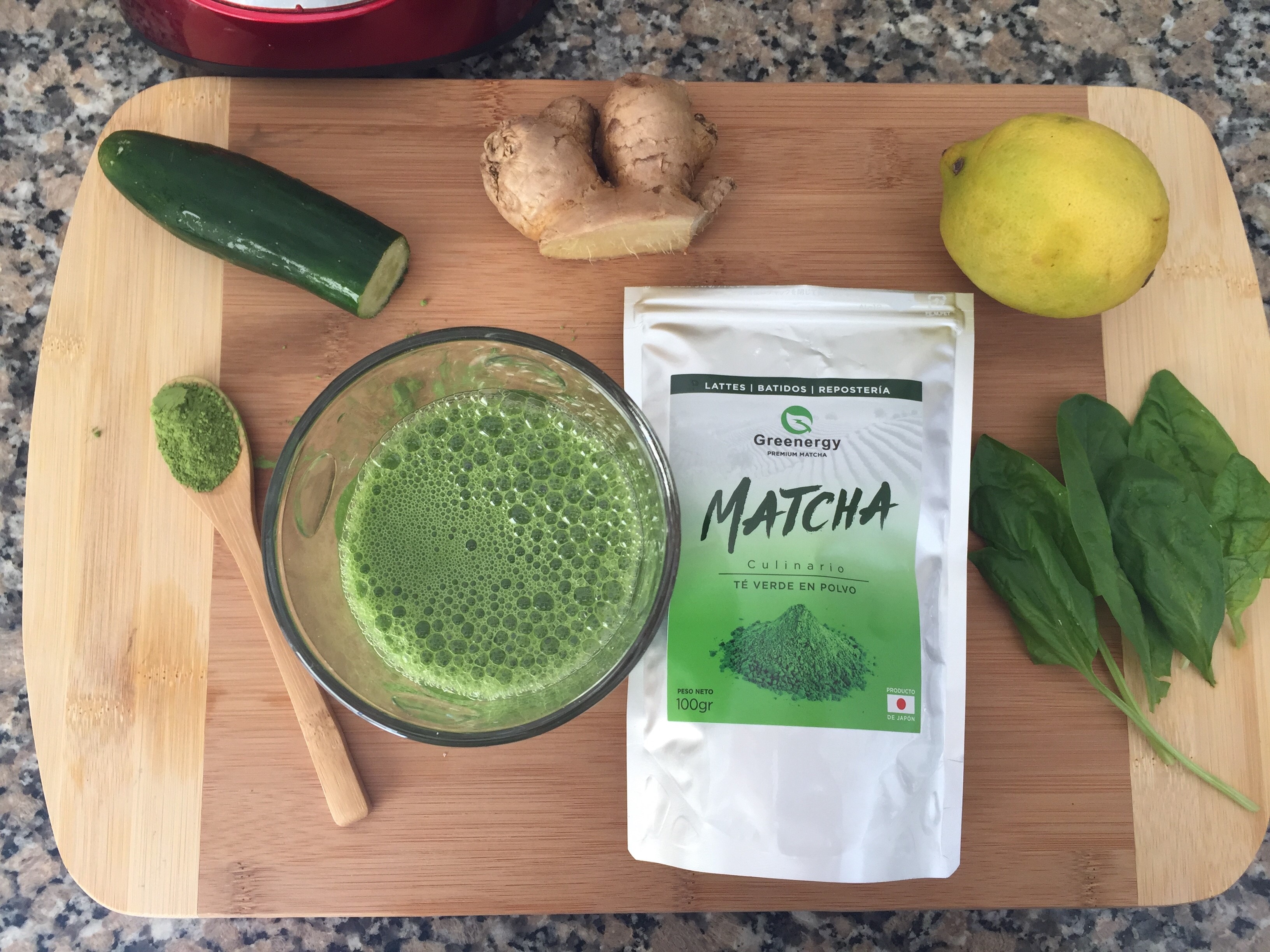 Detox Smoothie Matcha Pepino Espinaca Jengibre Y Limón